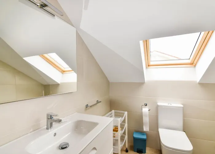 Amplio Y Comodo En Con Preciosas Vistas Ajo